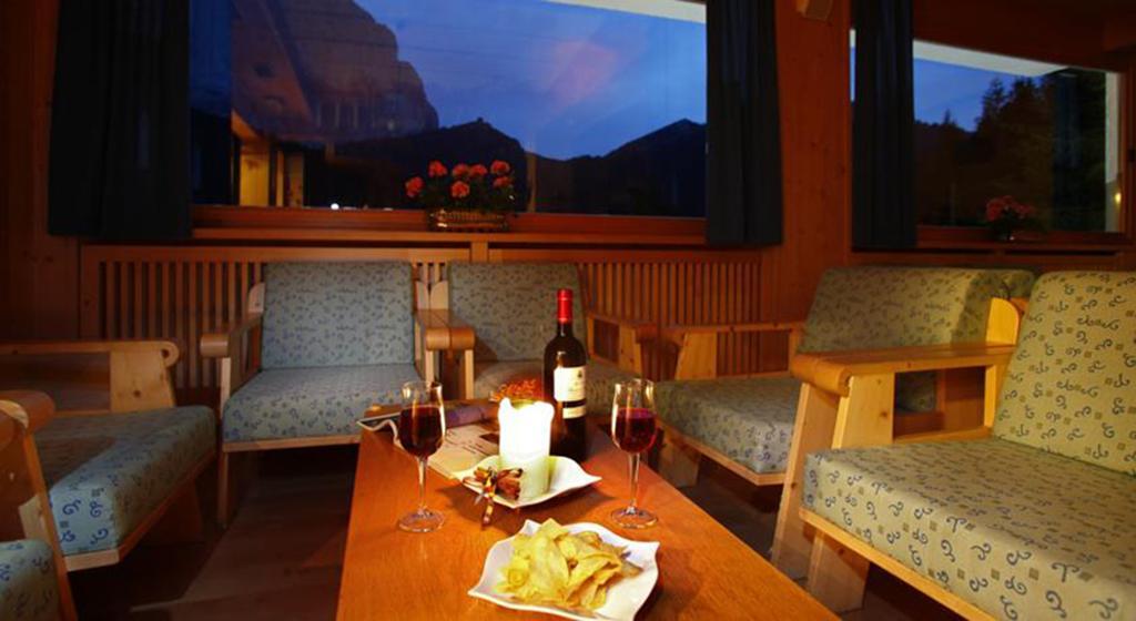 Hotel Meisules Selva di Val Gardena Ngoại thất bức ảnh