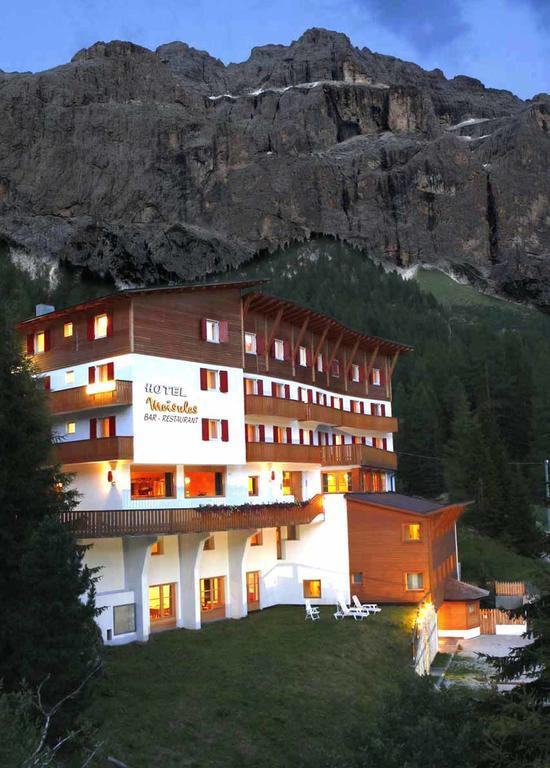 Hotel Meisules Selva di Val Gardena Ngoại thất bức ảnh