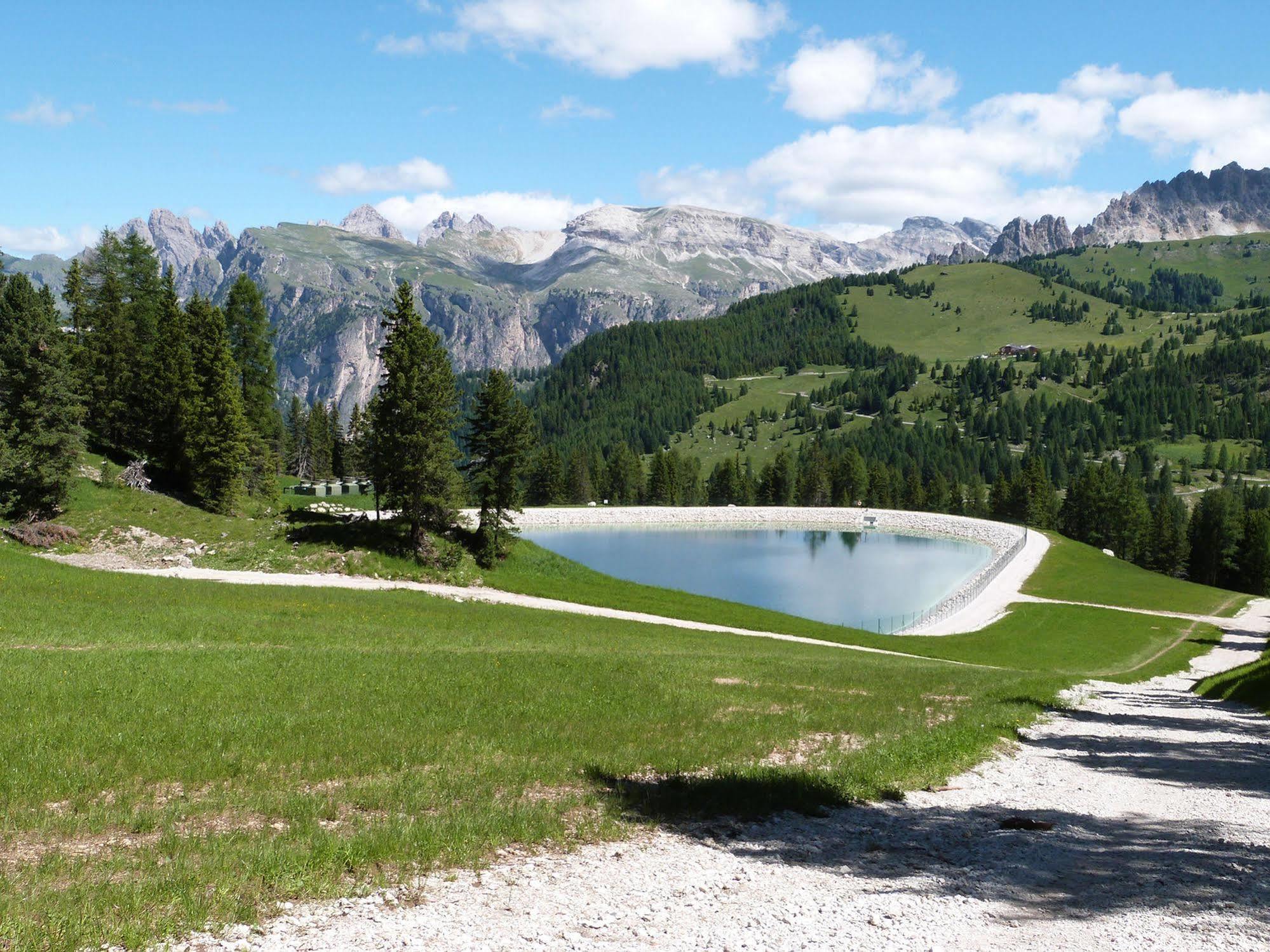 Hotel Meisules Selva di Val Gardena Ngoại thất bức ảnh
