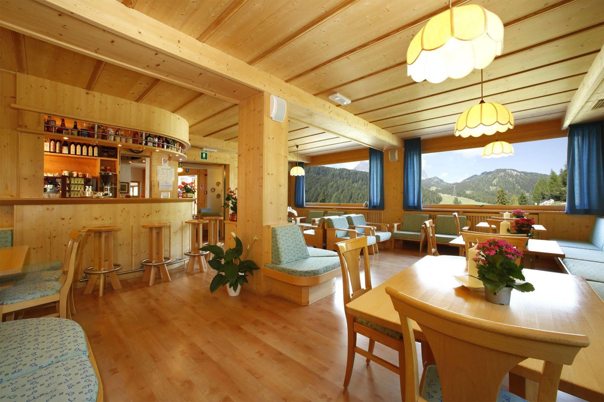 Hotel Meisules Selva di Val Gardena Ngoại thất bức ảnh